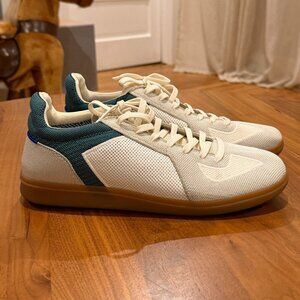 Rothy's The RS01 Sneaker in Hunter